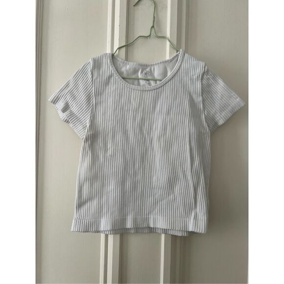 Bundle of Aura black and white ribbed crop stretch scoop neck tees S/M - Picture 5 of 7